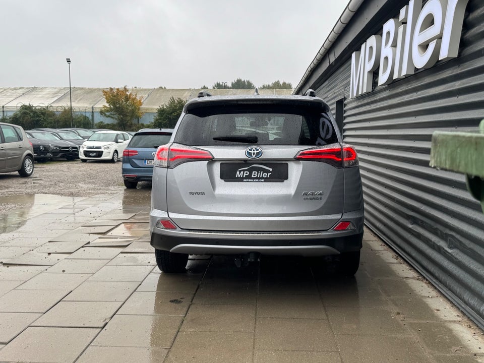 Toyota RAV4 2,5 Hybrid H3 MDS 5d
