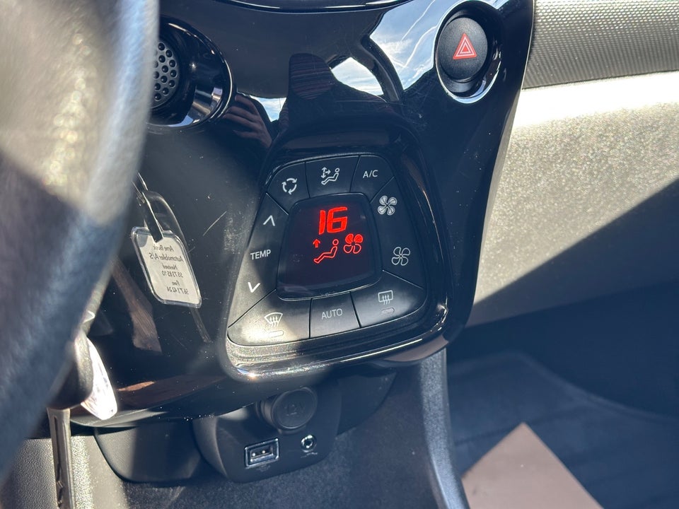 Citroën C1 1,0 VTi SportLine 5d