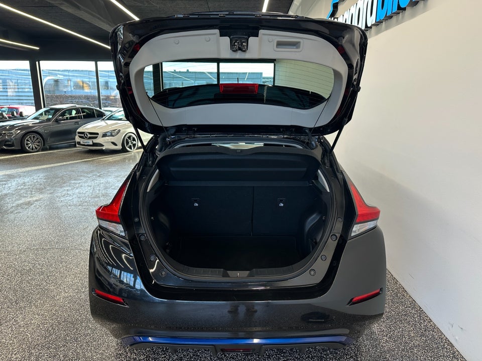 Nissan Leaf 40 N-Connecta 5d