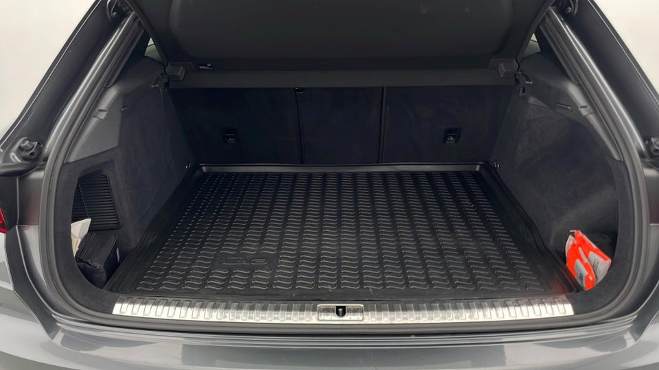 Audi Q3 35 TFSi S-line 5d