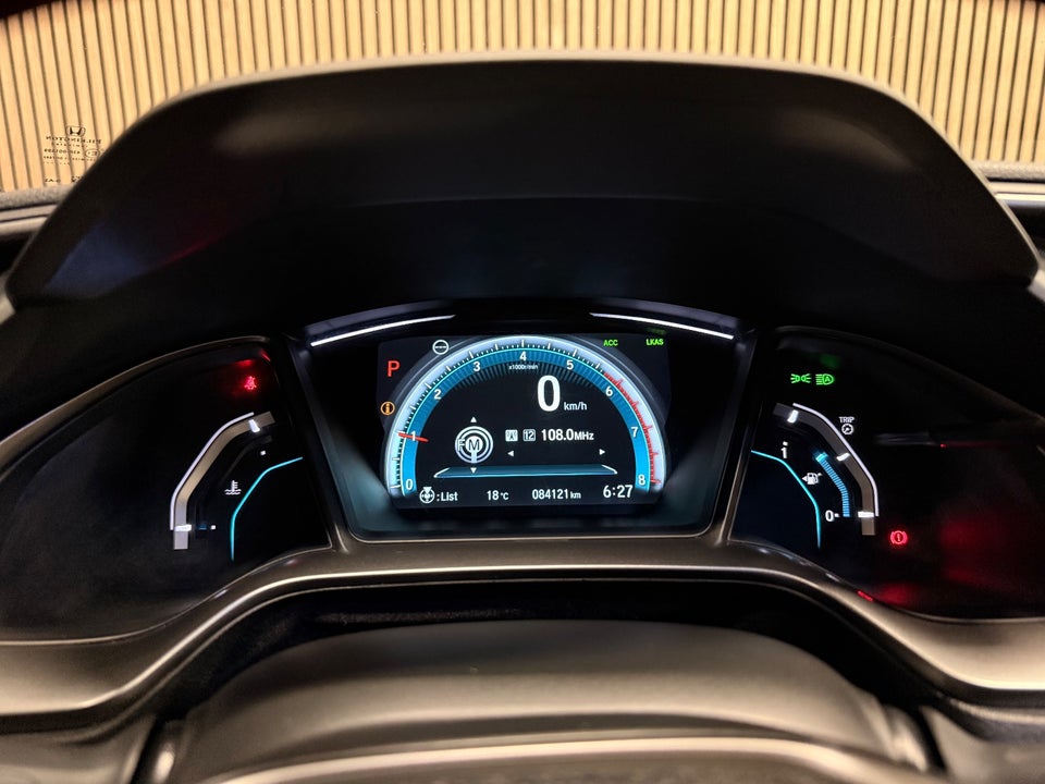 Honda Civic 1,0 VTEC Turbo Elegance CVT 5d