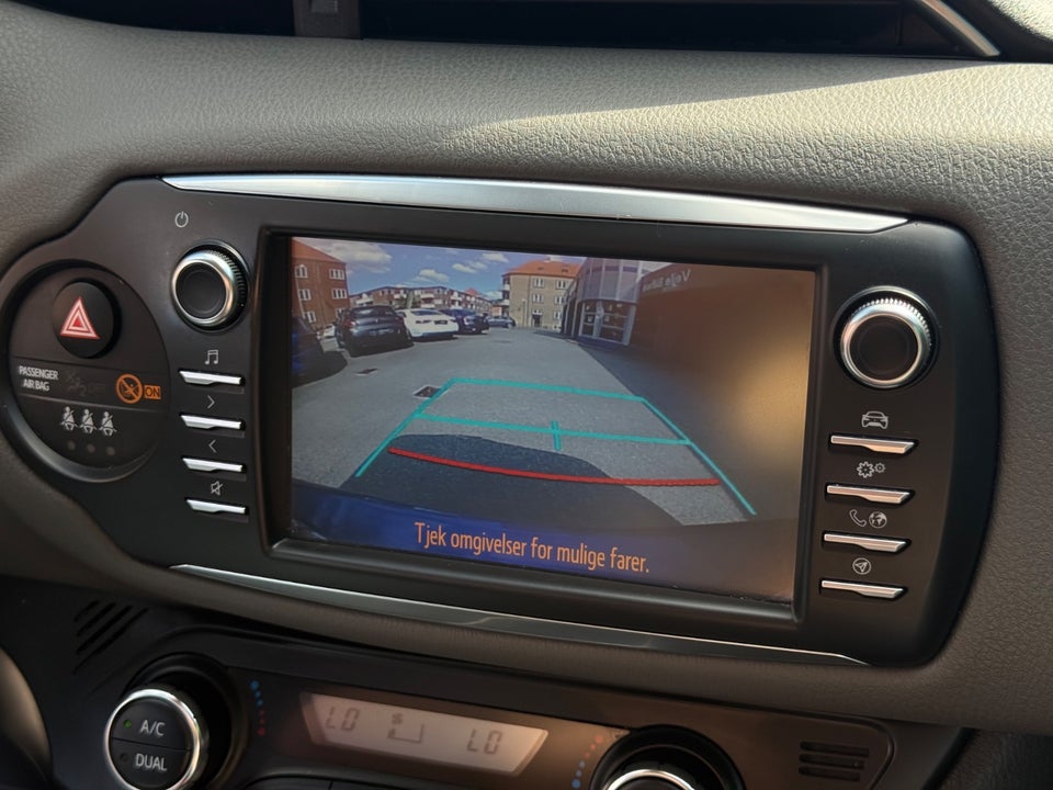 Toyota Yaris 1,5 Hybrid H3 Selected e-CVT 5d