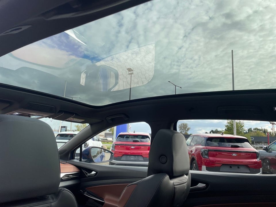 VW ID.4 77 Tech Performance 5d