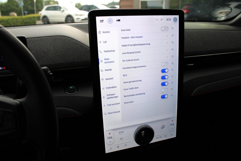 Ford Mustang Mach-E 75 Premium Standard Range AWD 5d