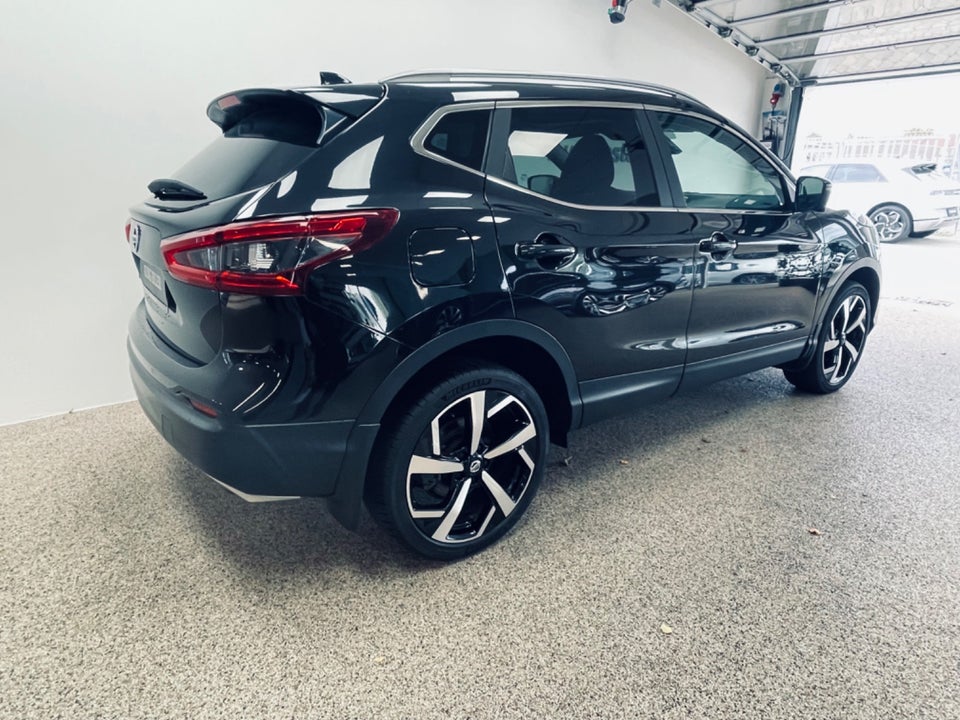 Nissan Qashqai 1,3 Dig-T 160 Tekna+ 5d