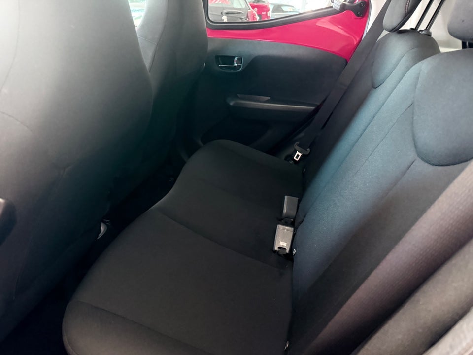 Toyota Aygo 1,0 VVT-i x-cite 5d