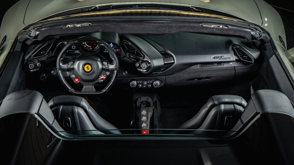 Ferrari 488 Spider 3,9 DCT 2d