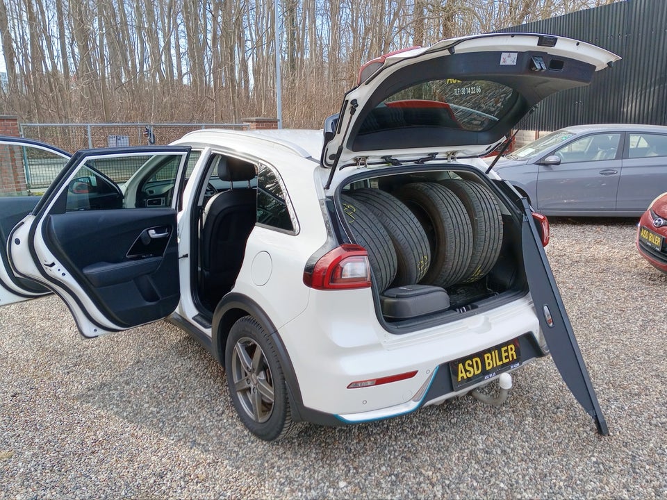 Kia Niro 1,6 PHEV Advance DCT 5d