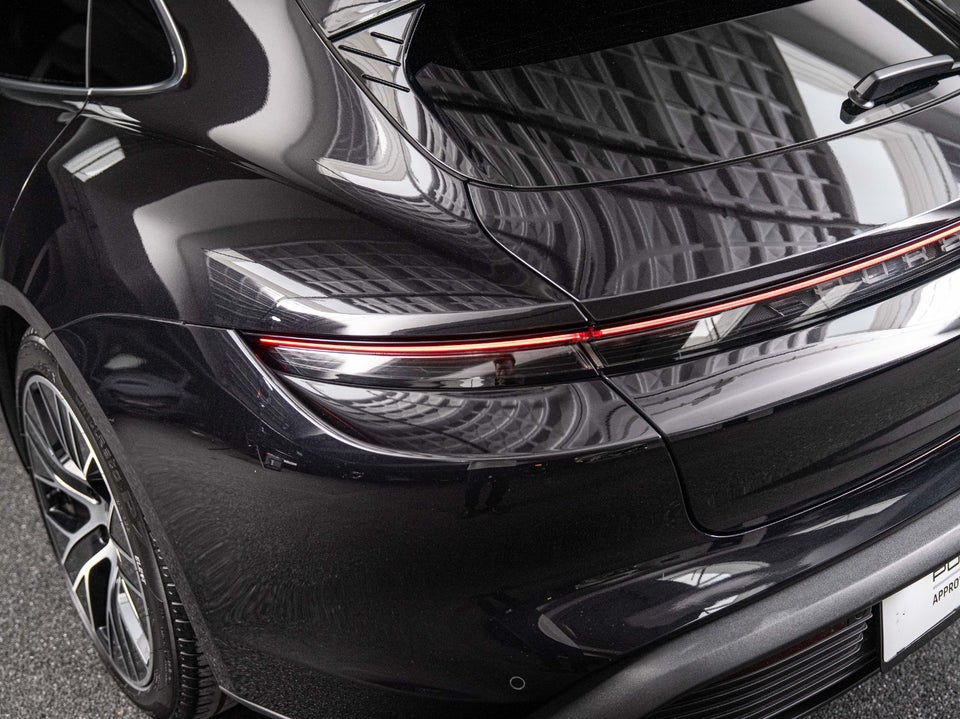 Porsche Taycan 4S Sport Turismo 5d