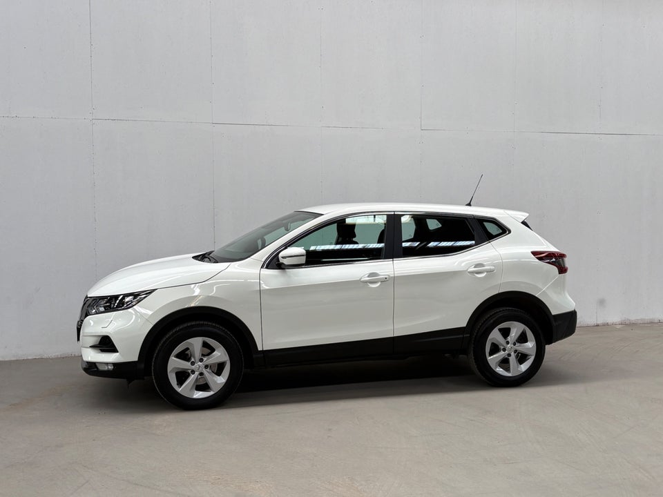 Nissan Qashqai 1,3 Dig-T 140 N-Connecta 5d