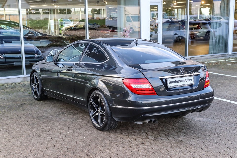 Mercedes C180 1,6 Avantgarde Coupé aut. 2d