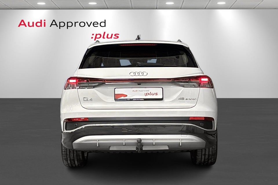 Audi Q4 e-tron 45 S-line 5d
