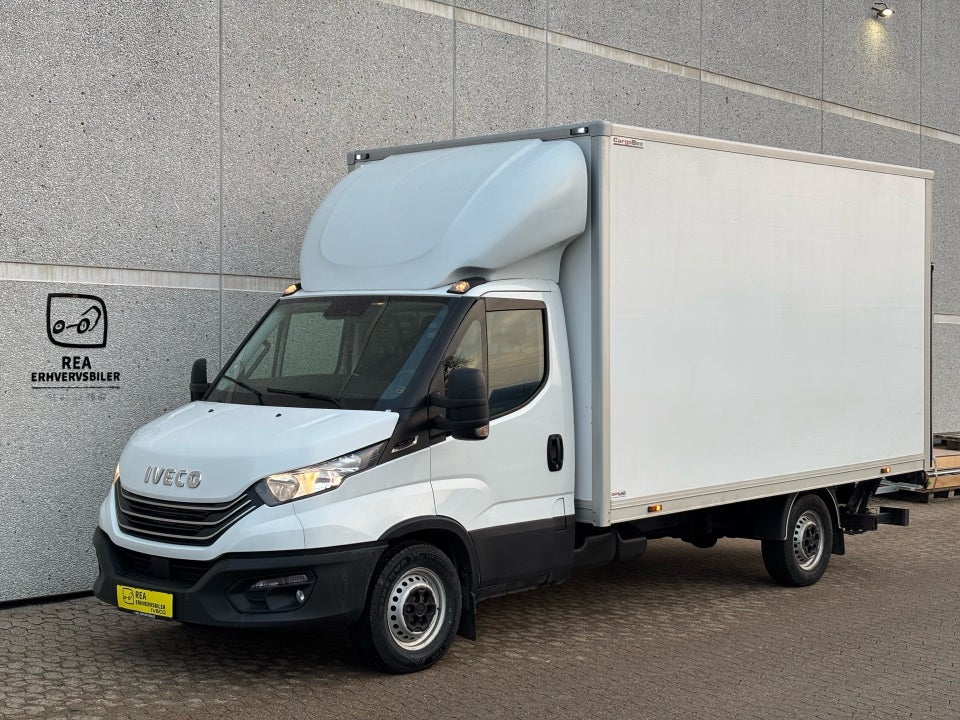 Iveco Daily 3,0 35S18 4100mm Box m/lift AG8