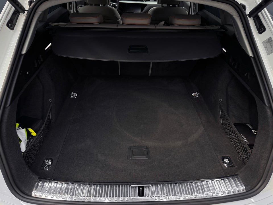 Audi e-tron 55 S-line quattro 5d
