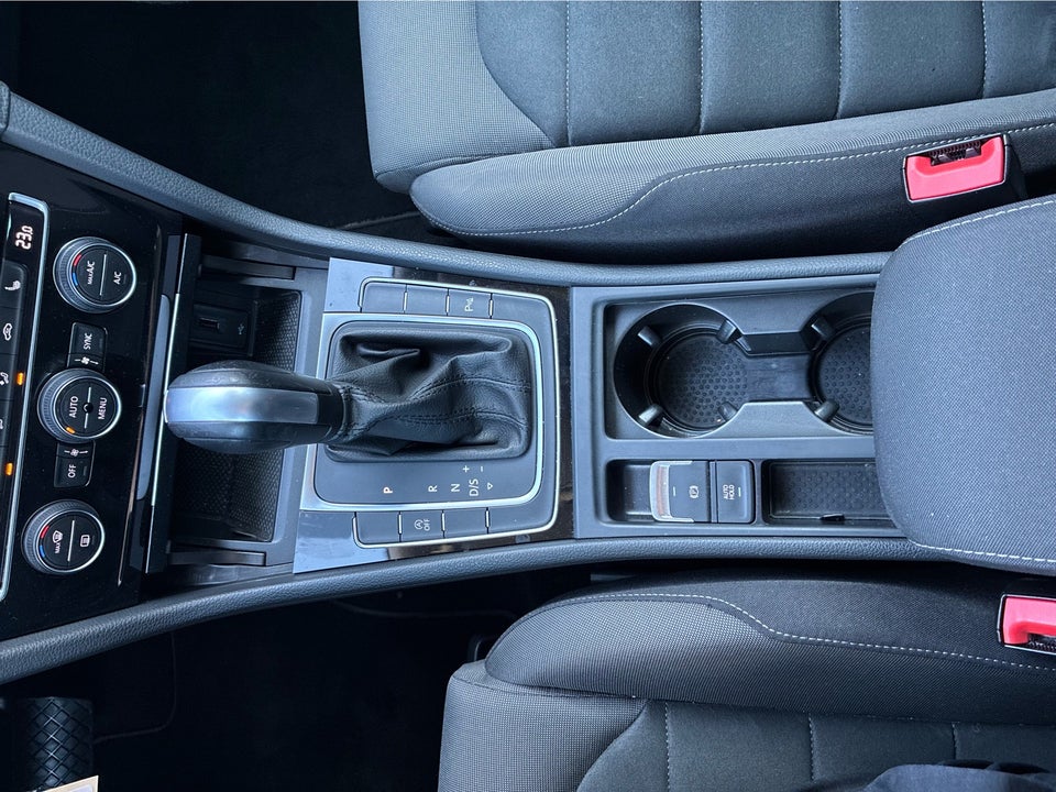 VW Golf VII 1,5 TSi 150 Highline DSG 5d