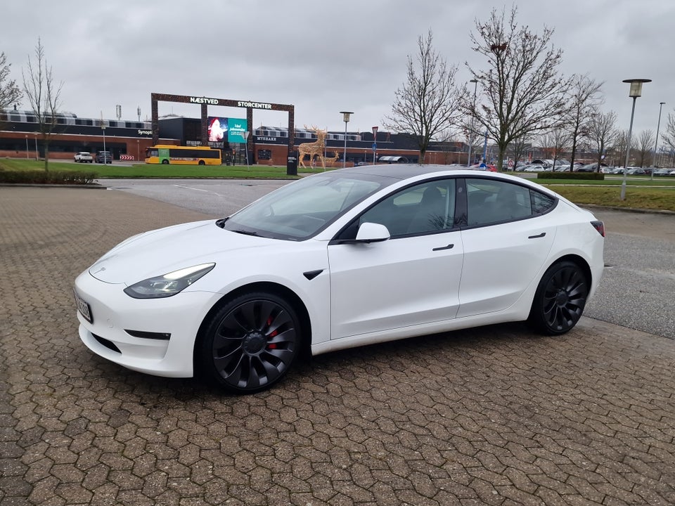 Tesla Model 3 Performance AWD 4d