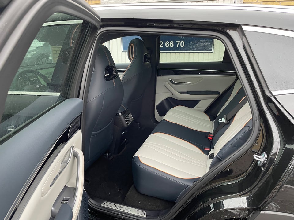 BYD Seal U 72 Comfort 5d