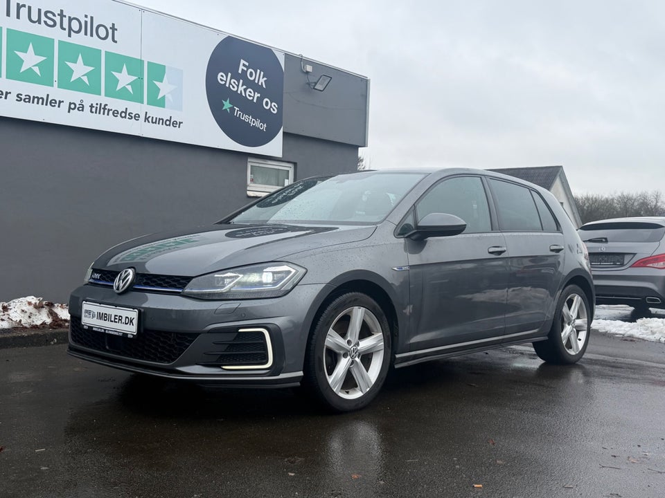 VW Golf VII 1,4 GTE DSG 5d