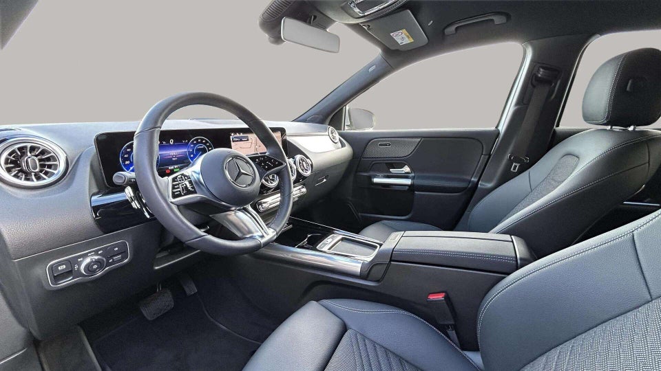 Mercedes EQA250+ Progressive Advance 5d