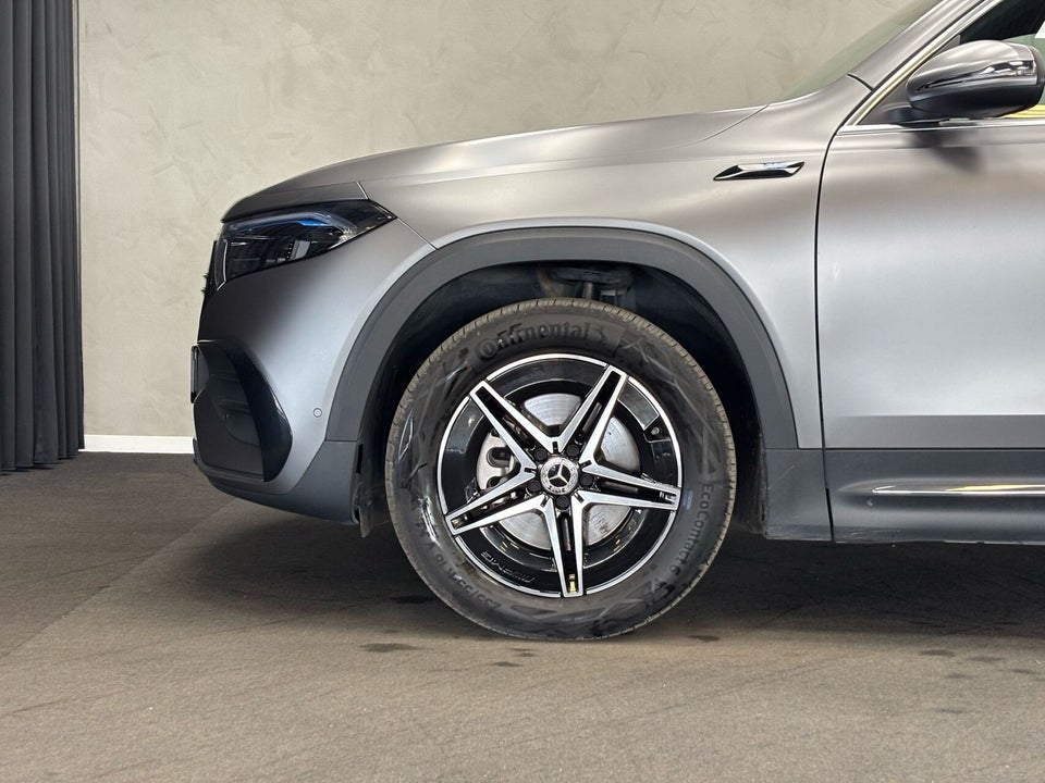 Mercedes EQB250 AMG Line 5d