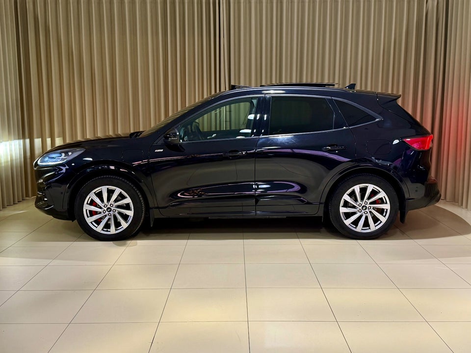 Ford Kuga 2,5 HEV ST-Line X CVT 5d