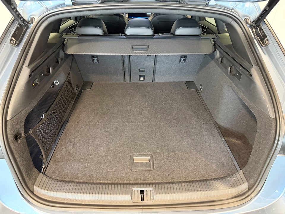 VW ID.7 77 Pro Tourer 5d