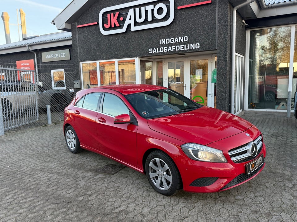 Mercedes A200 2,2 CDi Urban 5d