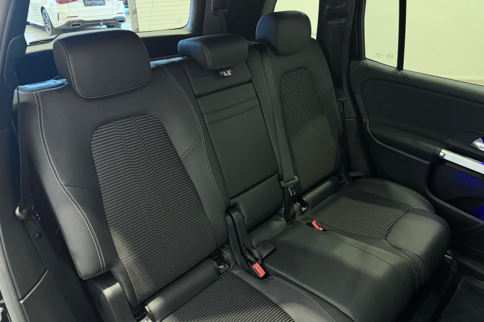 Mercedes EQB300 4Matic 7prs 5d