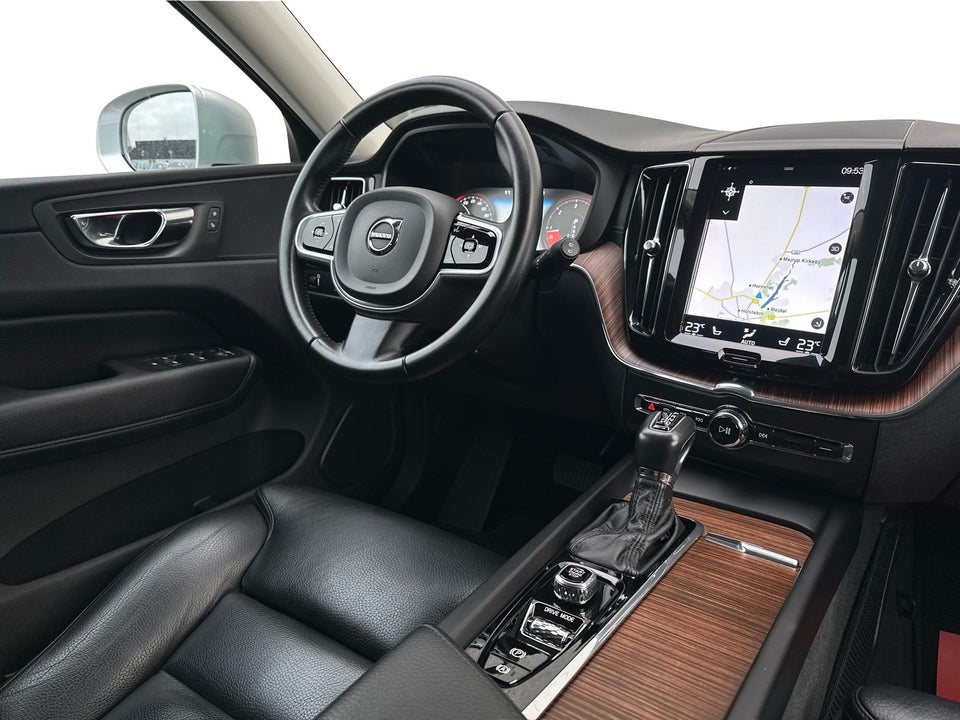 Volvo XC60 2,0 D4 200 Inscription aut. 5d