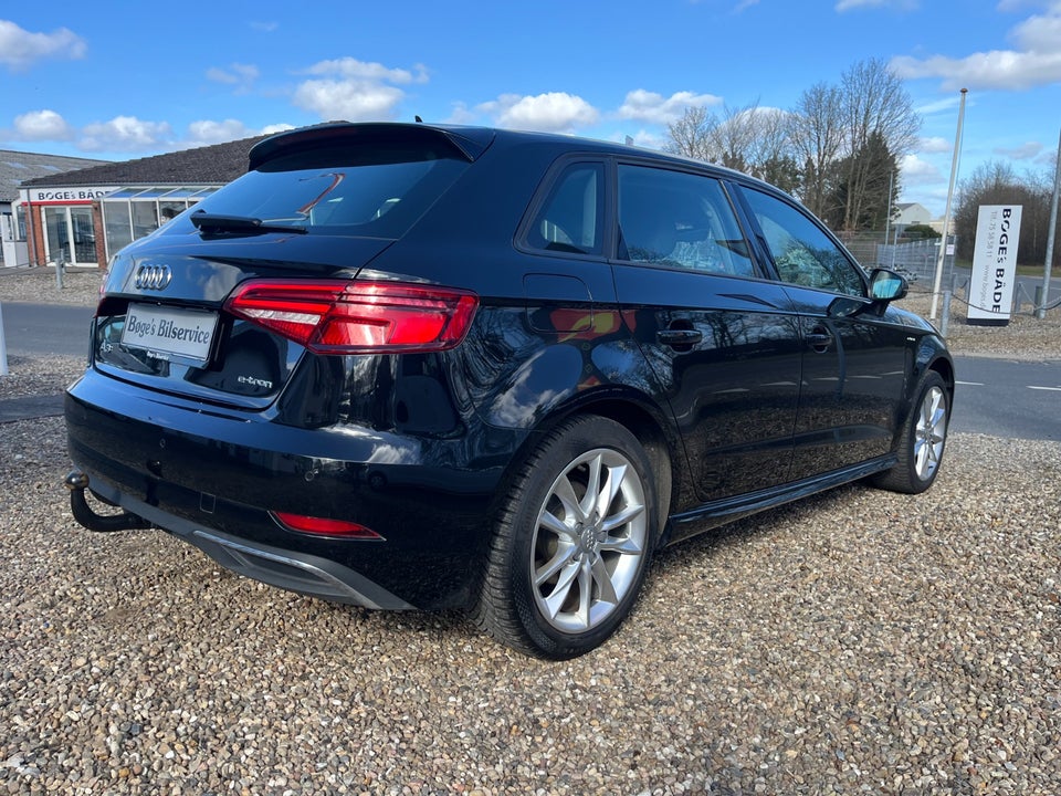 Audi A3 1,4 e-tron Sport Sportback S-tr. 5d