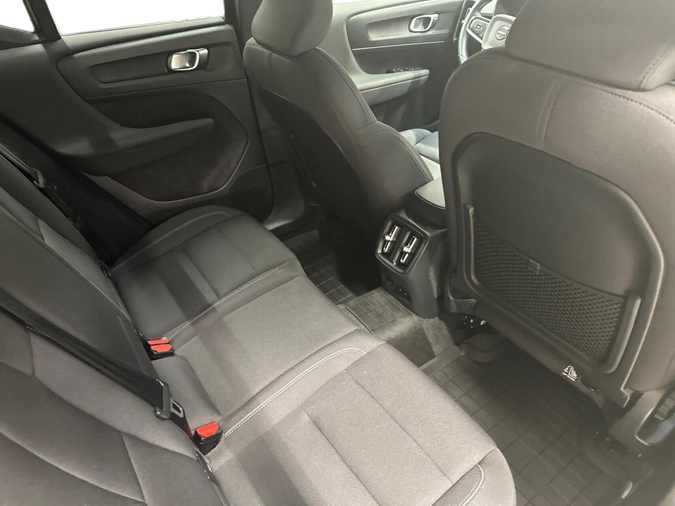 Volvo XC40 ReCharge Extended Range Core 5d