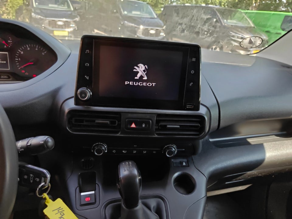 Peugeot Partner 1,5 BlueHDi 100 L1V1 Ultimate Van