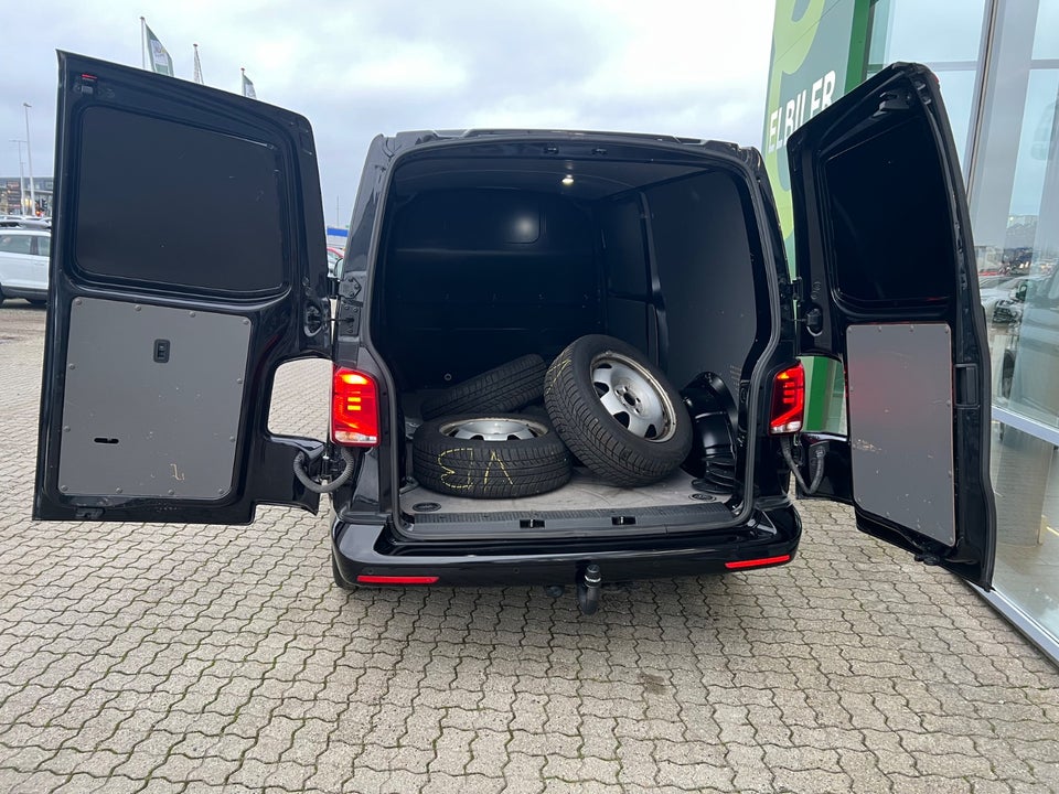 VW Transporter 2,0 TDi 204 Kassevogn DSG lang