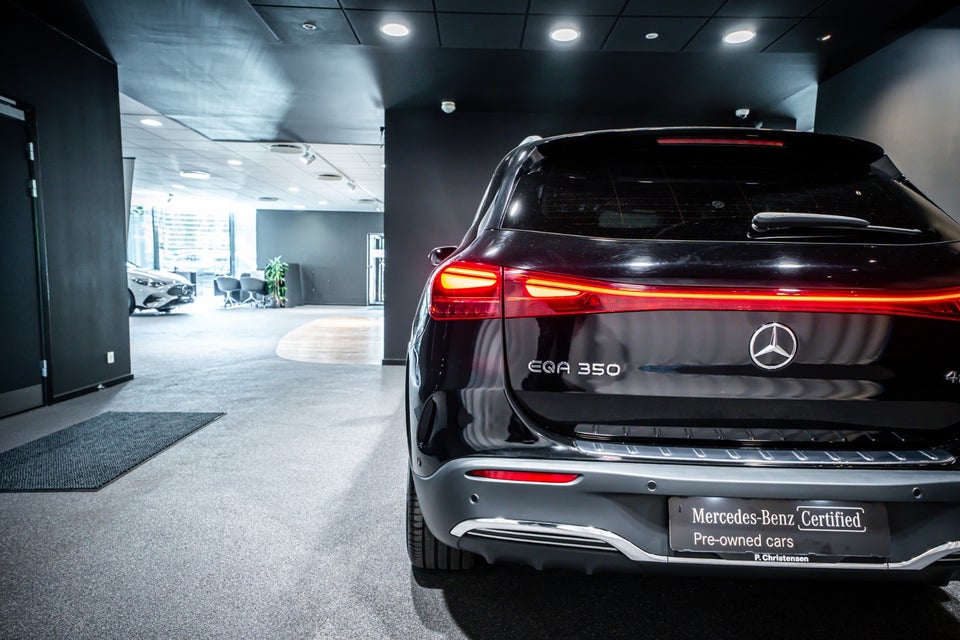Mercedes EQA350 AMG Advance Plus 4Matic 5d