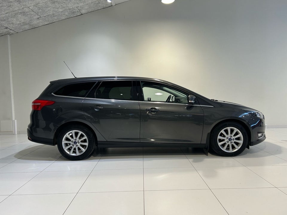 Ford Focus 1,0 SCTi 125 Titanium Fun stc. 5d