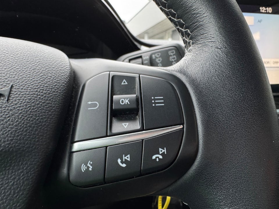 Ford Fiesta 1,0 EcoBoost Titanium 5d