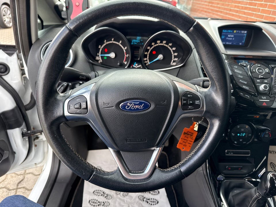 Ford Fiesta 1,0 EcoBoost Titanium 5d