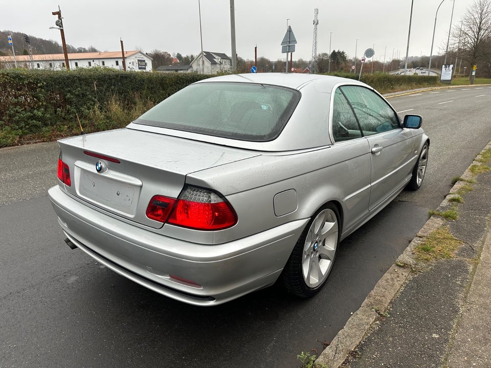 BMW 320Ci 2,2 Cabriolet Steptr. 2d