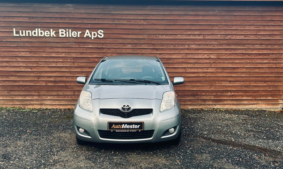 Toyota Yaris 1,4 D-4D T2 5d