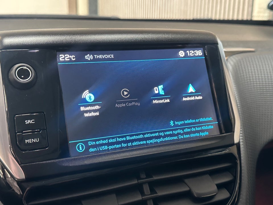Peugeot 2008 1,2 e-THP 110 Allure Sky EAT6 5d