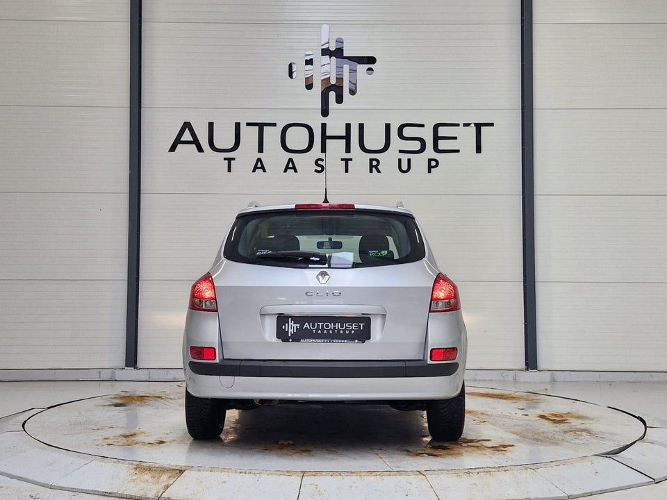 Renault Clio III 1,2 16V Authentique Sport Tourer 5d