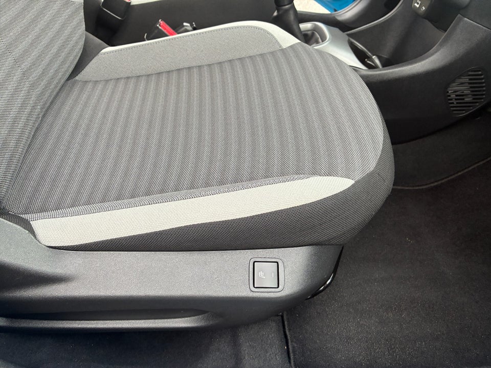 Toyota Aygo 1,0 VVT-i x-plore 5d