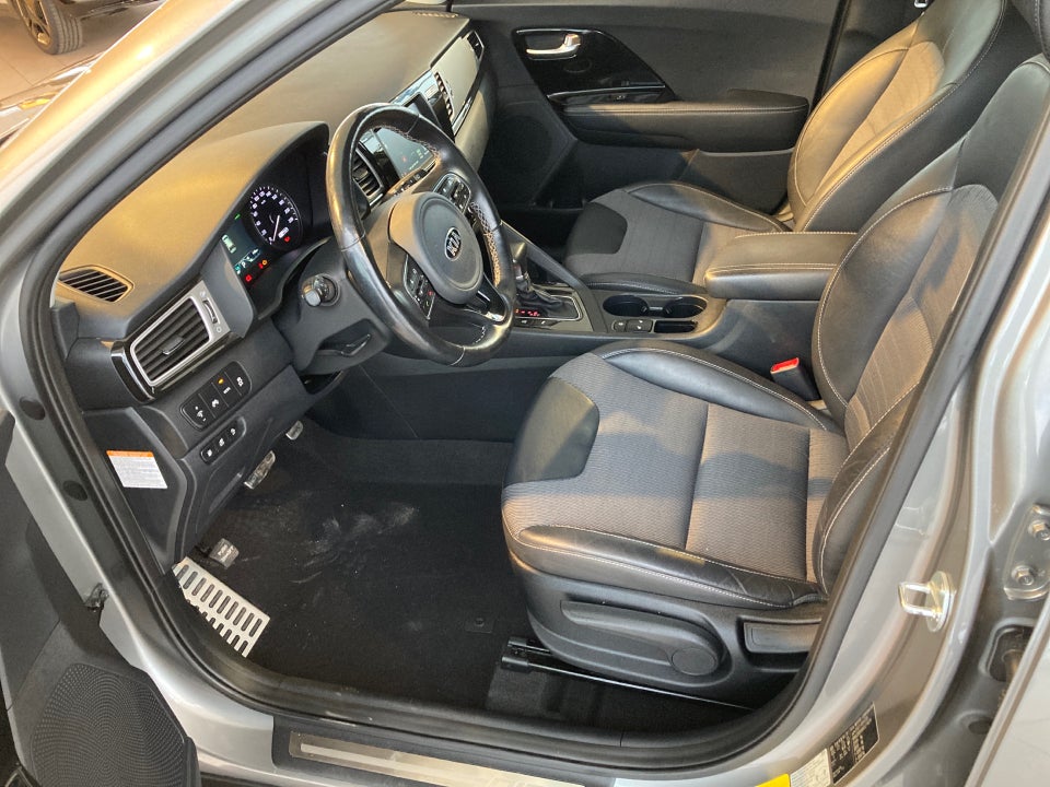 Kia Niro 1,6 PHEV Advance DCT 5d