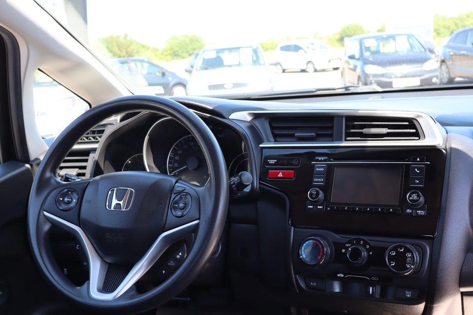 Honda Jazz 1,3 i-VTEC Elegance CVT 5d