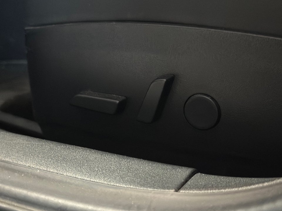 Tesla Model 3 Long Range AWD 4d