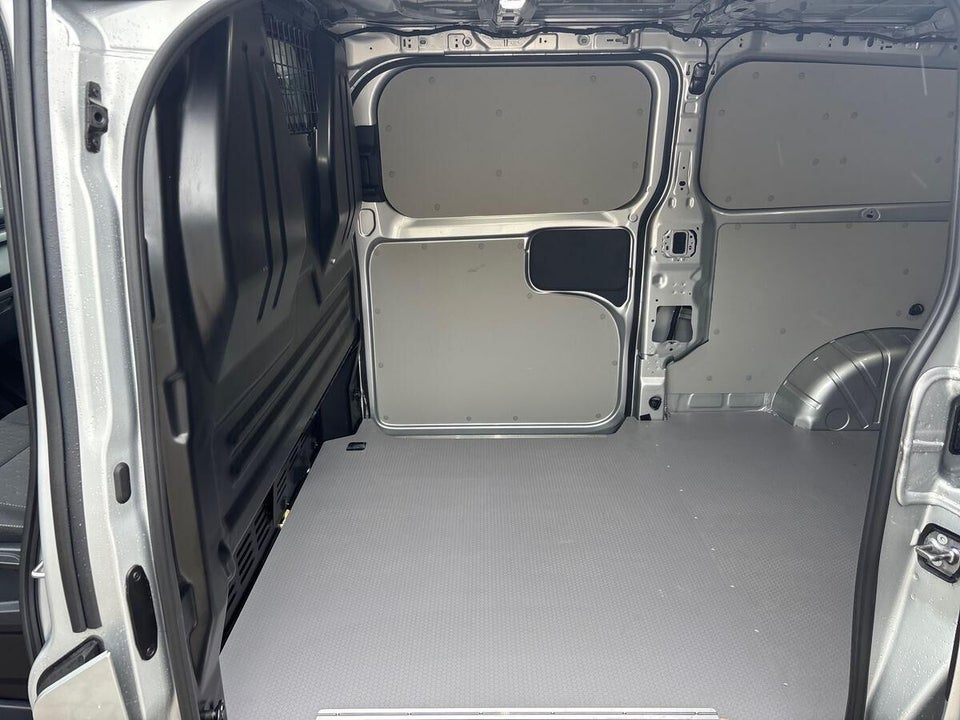Ford Transit Custom 320 L2 2,5 PHEV Limited CVT