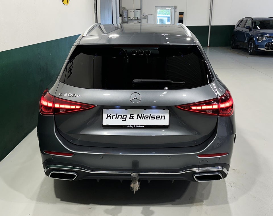 Mercedes C300 e 2,0 AMG Line stc. aut. 5d