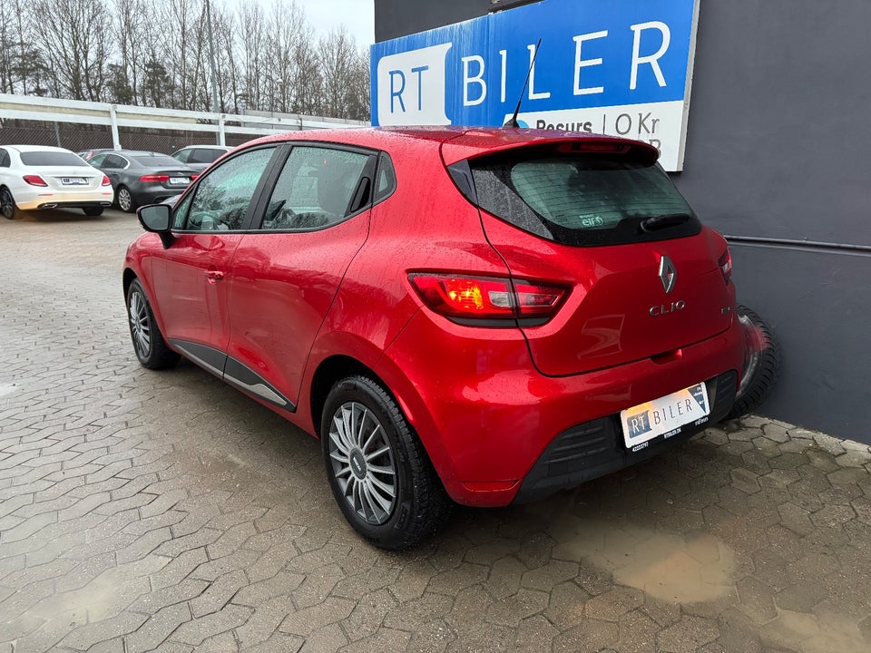 Renault Clio IV 1,5 dCi 90 Zen 5d