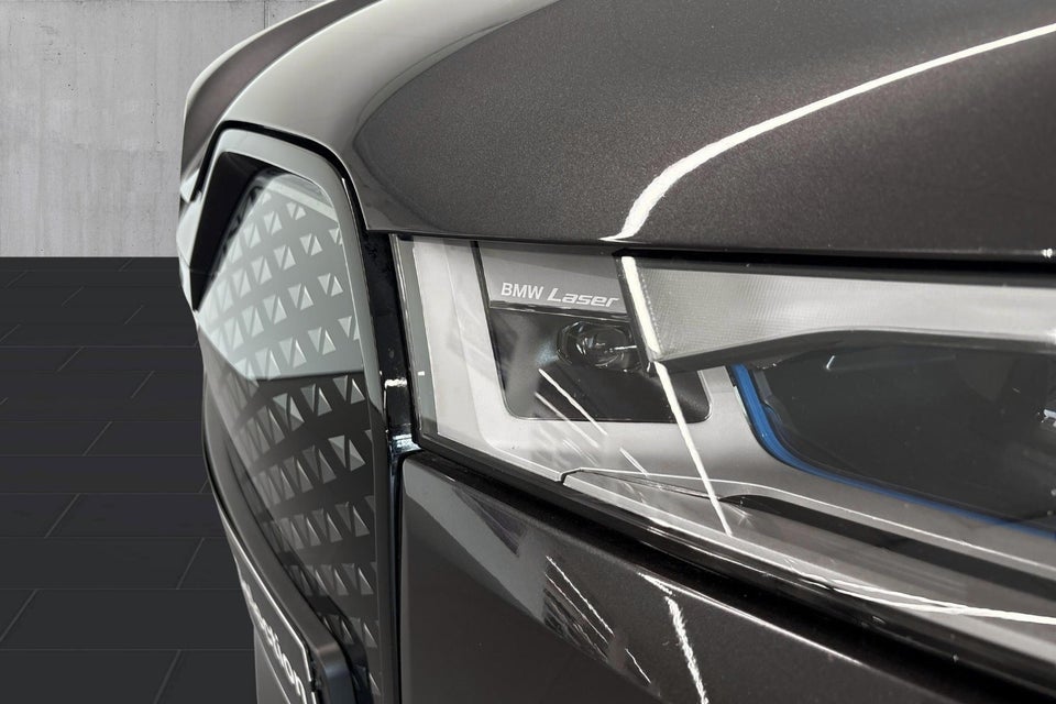 BMW iX xDrive40 Fully Charged 5d