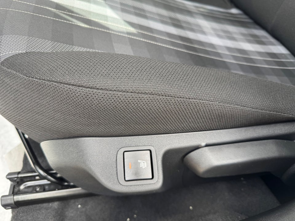 Peugeot 108 1,0 e-VTi 72 Allure+ 5d